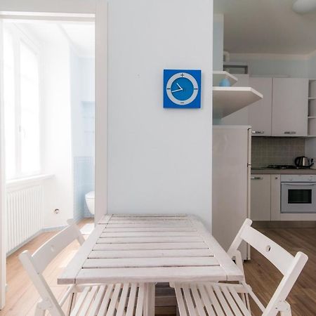 Taaac Apartment - The House Of Travelers Como Eksteriør billede
